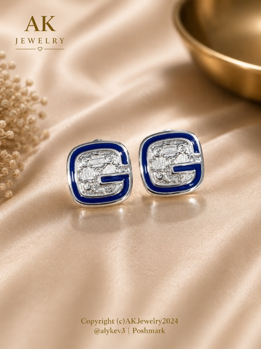💎LUXURY Earrings, Silver and Blue, Needle Posts, 1/2”